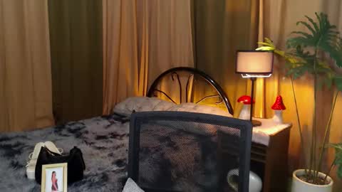 Snapshot of transgoddessrosy chatting on September 2025 04:51:02 PM ROSY TAN BE MY KING DONT FORGET TO FOLLOW AND THUMBS UP ME online show from September 2025 04:51:02 PM