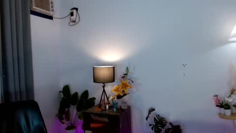 Snapshot of transgoddessselena chatting on February 2025 10:37:02 AM Selena the real cummer online show from February 2025 10:37:02 AM