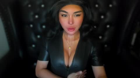 Snapshot of transnextdoor_ chatting on January 2025 08:31:02 PM ALMIGHTY GODDESS VALENTINA online show from January 2025 08:31:02 PM