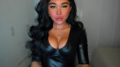 Snapshot of transnextdoor_ chatting on January 2025 08:10:01 PM ALMIGHTY GODDESS VALENTINA online show from January 2025 08:10:01 PM