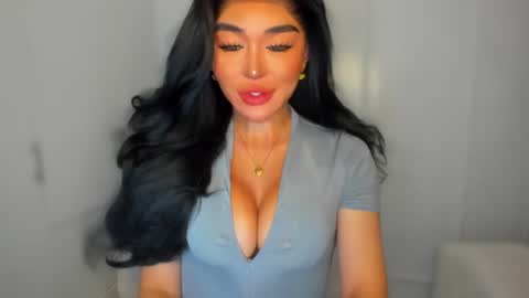 Snapshot of transnextdoor_ chatting on January 2025 08:49:01 PM ALMIGHTY GODDESS VALENTINA online show from January 2025 08:49:01 PM
