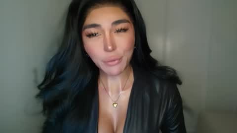 Snapshot of transnextdoor_ chatting on January 2025 08:39:01 PM ALMIGHTY GODDESS VALENTINA online show from January 2025 08:39:01 PM