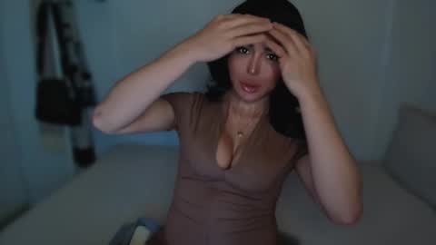 Snapshot of transnextdoor_ chatting on February 2025 09:20:02 PM ALMIGHTY GODDESS VALENTINA online show from February 2025 09:20:02 PM