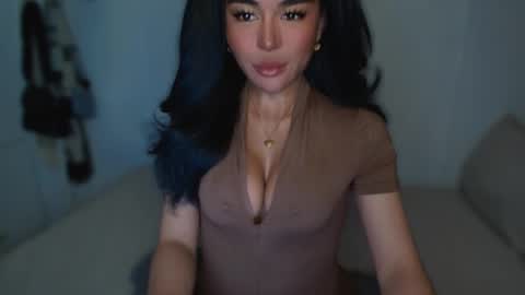 Snapshot of transnextdoor_ chatting on February 2025 06:18:02 AM ALMIGHTY GODDESS VALENTINA online show from February 2025 06:18:02 AM
