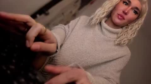 ALMIGHTY GODDESS VALENTINA online show from November 2025 05:08:01 PM