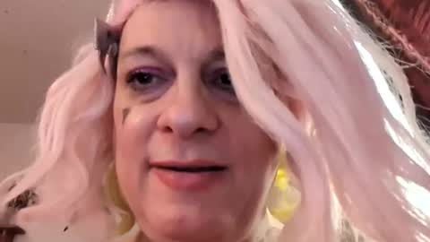 traphouseslutbunny4fun online show from November 2025 05:19:01 PM