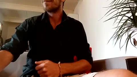 traveler_of_pleasure online show from October 2025 10:16:02 AM