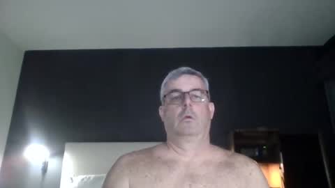 Snapshot of travelingman53 chatting on March 2025 01:48:01 AM Travelingman53 online show from March 2025 01:48:01 AM