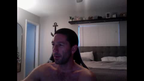 Snapshot of traviskenn chatting on December 2024 12:49:01 PM TravisKenn online show from December 2024 12:49:01 PM