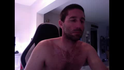 Snapshot of traviskenn chatting on February 2025 01:28:02 PM TravisKenn online show from February 2025 01:28:02 PM