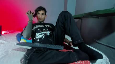 Snapshot of travistanner28 chatting on October 2025 01:14:02 AM TRAV - INDEPENDENT MODEL online show from October 2025 01:14:02 AM