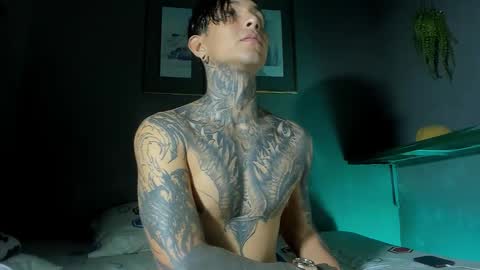 Snapshot of travistanner28 chatting on October 2025 03:28:02 AM TRAV - INDEPENDENT MODEL online show from October 2025 03:28:02 AM