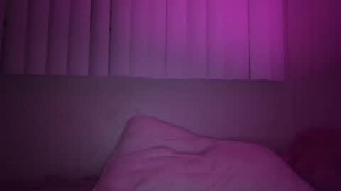 Snapshot of treasure7803 chatting on November 2025 10:28:01 AM TreasureDelight online show from November 2025 10:28:01 AM