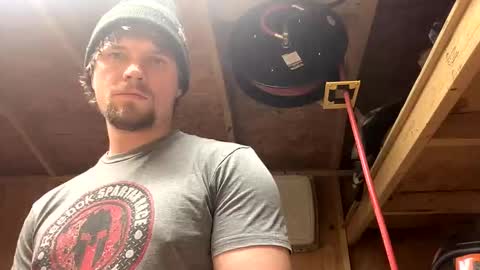 treeman817 online show from February 2026 10:41:02 PM