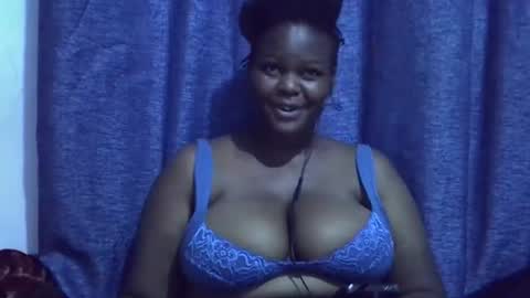 trendybootie online show from April 2026 07:03:02 PM