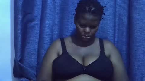 trendybootie online show from April 2026 06:10:01 PM