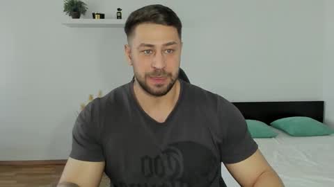 Trent online show from February 2025 08:42:01 AM