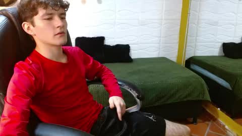 Snapshot of trevor_mob chatting on May 2026 04:24:02 PM trevor_mob online show from May 2026 04:24:02 PM