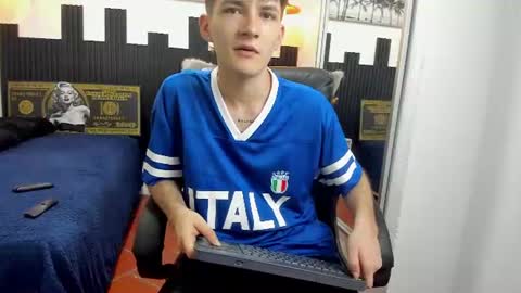 Snapshot of trevor_mob chatting on June 2026 06:17:01 PM trevor_mob online show from June 2026 06:17:01 PM
