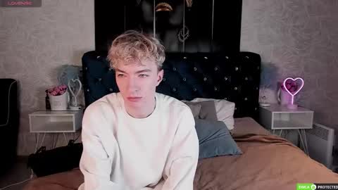 TrevorBenson online show from November 2025 03:28:02 AM