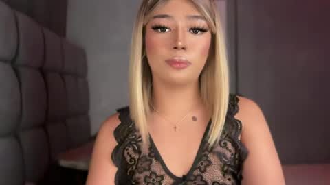 trexie_fucks15 online show from July 2026 01:46:02 PM