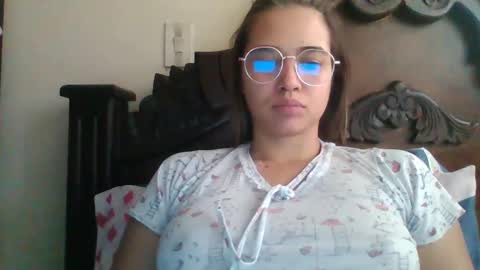triana_bell online show from December 2024 05:24:01 PM