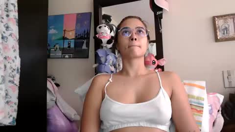 triana_bell online show from March 2026 04:32:02 PM