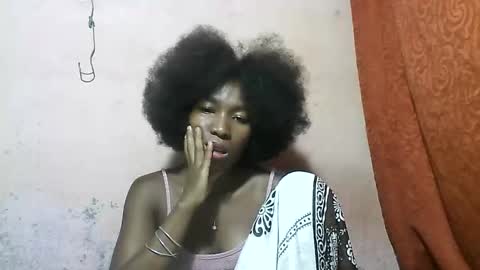 tricia9794 online show from March 2026 11:41:02 PM