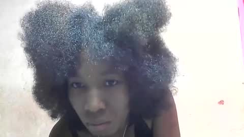 tricia9794 online show from April 2026 06:08:02 PM