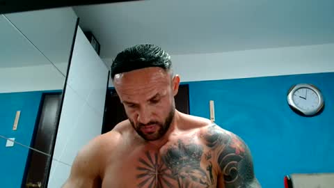 tridentmuscles online show from October 2025 07:03:02 PM