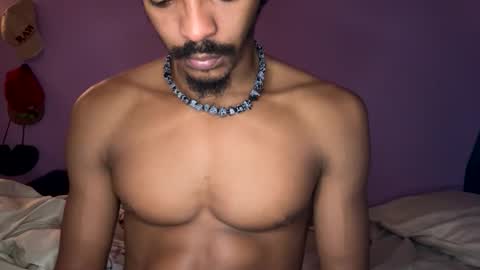 Snapshot of trillahung chatting on May 2026 02:06:01 AM WapBopper online show from May 2026 02:06:01 AM