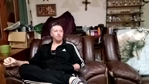 trillnonymau5 online show from December 2024 03:59:01 PM