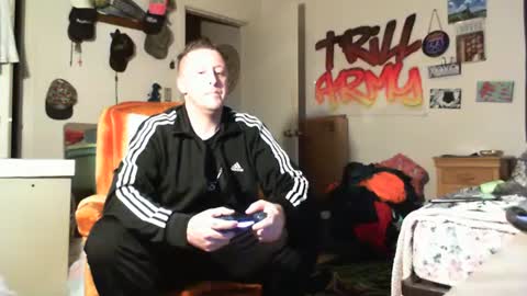 trillnonymau5 online show from January 2025 11:42:01 PM