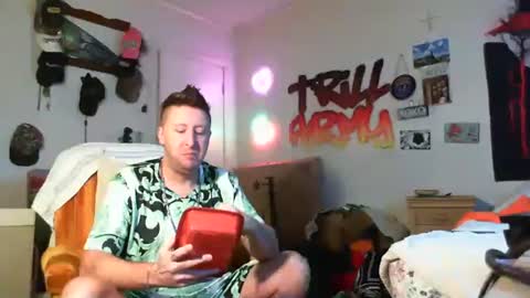 trillnonymau5 online show from January 2025 09:37:01 PM