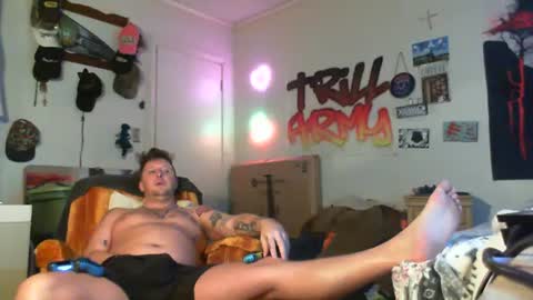 trillnonymau5 online show from January 2025 03:44:02 AM