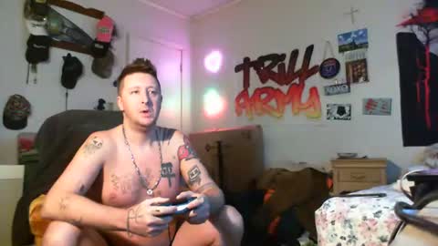 trillnonymau5 online show from January 2025 07:27:02 PM