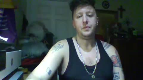 trillnonymau5 online show from January 2025 05:45:02 AM