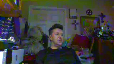 trillnonymau5 online show from January 2025 12:33:01 AM