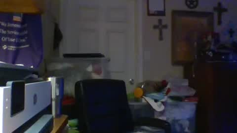 trillnonymau5 online show from February 2025 03:22:01 AM