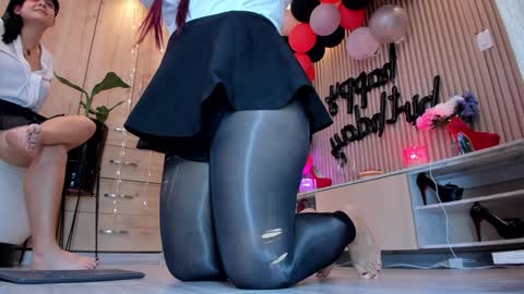 Triny online show from December 2024 09:15:01 PM