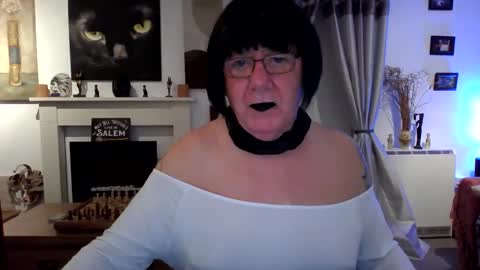 trinity1011 online show from January 2026 11:31:01 PM