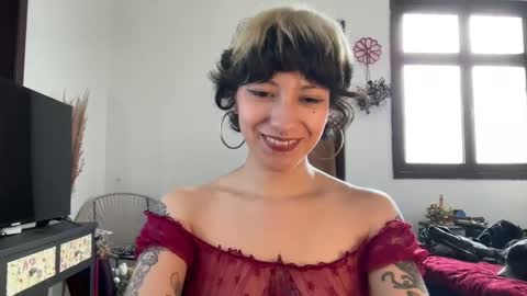 Snapshot of trinitysecrets chatting on December 2024 08:45:02 PM trinitysecrets online show from December 2024 08:45:02 PM