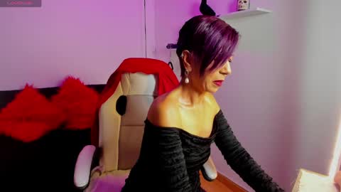 trinityy__ online show from March 2026 08:21:02 PM