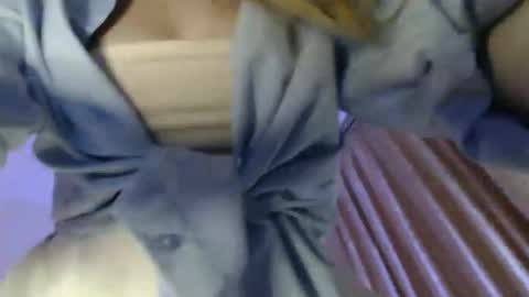 Snapshot of trioa chatting on October 2025 06:09:01 PM Tony and Kristina wait you everyday start 2230-0000 GMT online show from October 2025 06:09:01 PM