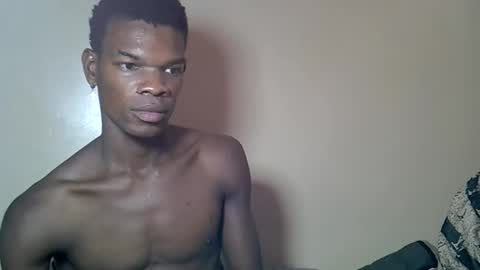 Tris6 online show from May 2026 10:01:02 AM