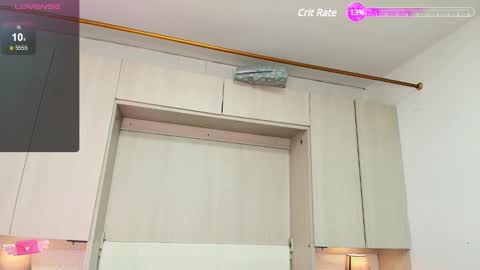 Snapshot of trishamoon chatting on December 2024 08:11:01 AM TRISHA online show from December 2024 08:11:01 AM