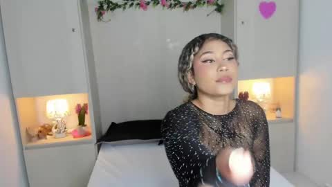 Snapshot of trishamoon chatting on March 2025 03:40:01 AM TRISHA online show from March 2025 03:40:01 AM