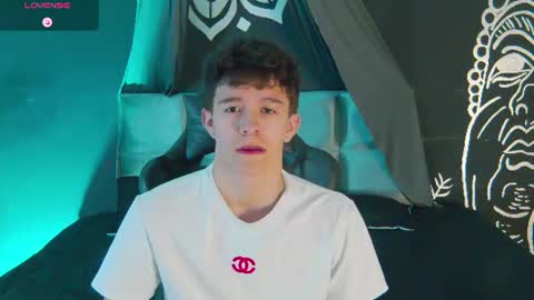 Snapshot of trisstan_kane chatting on June 2026 11:46:02 AM trisstan_kane online show from June 2026 11:46:02 AM