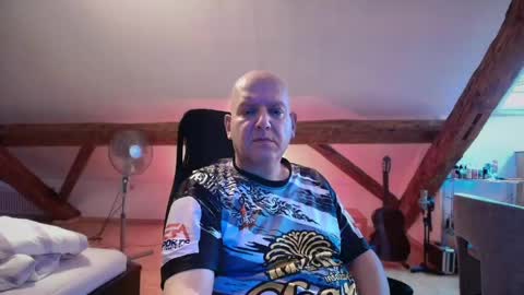 Triton online show from May 2026 05:29:02 PM