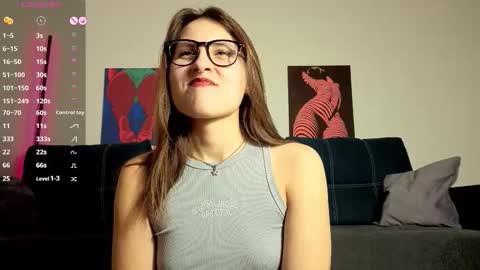 trixibell online show from October 2025 04:55:01 AM